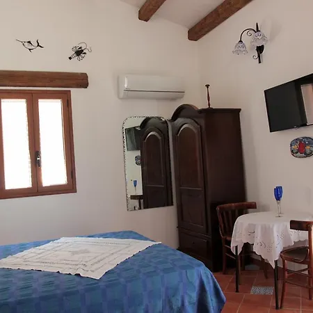 La Casa Del Geko Bed & Breakfast *